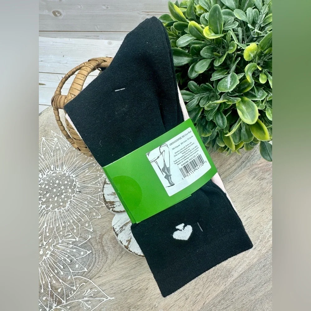 Kate Spade Crew Socks NWT OS
